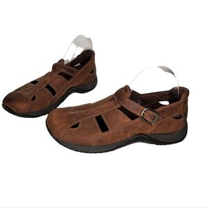 Eastland Women's Sz 10 Wide Brown Nubuck Leather Closed Toe Buckle Sandals
